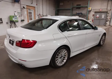 2011 BMW 535I xDrive из США, поврежденный, VIN WBAFU7C52BC870006